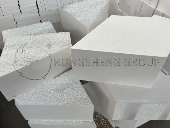 RS-High-Purity-Alumina-Bubble-Brick.jpg