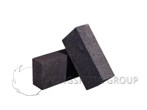 Semi-recombined-magnesia-chrome-bricks.jpg