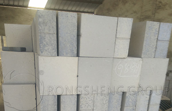 Rongsheng high-alumina bricks in a production line