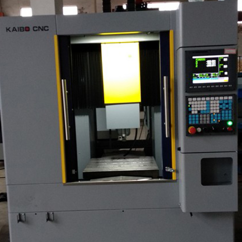 Wet Flush Graphite Machining Center DC6060G