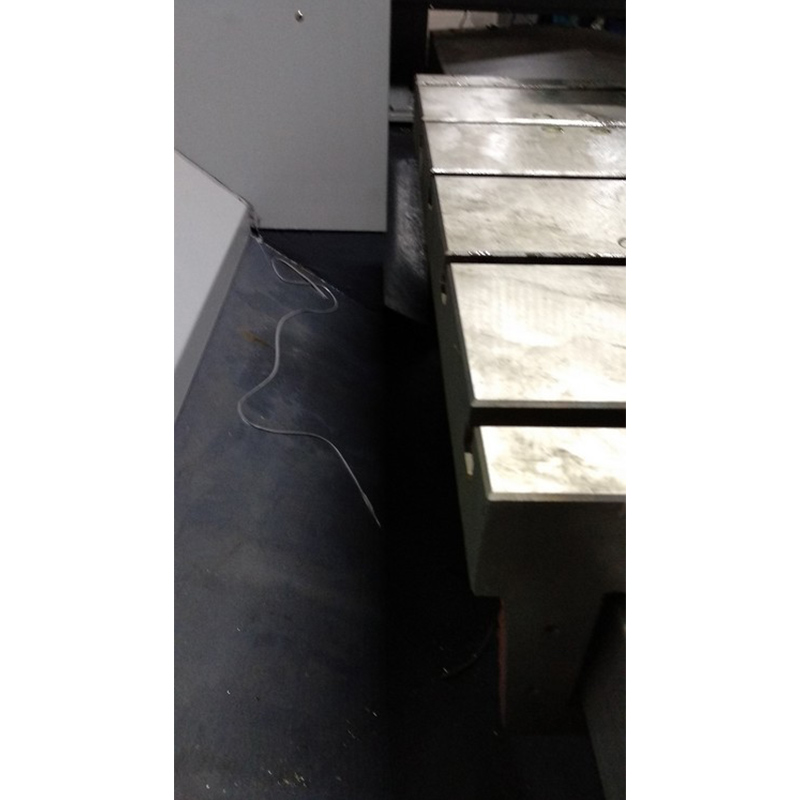 Comparison of natural and artificial graphite machining