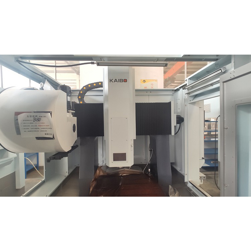 Máquina de Fresagem CNC DC8070A