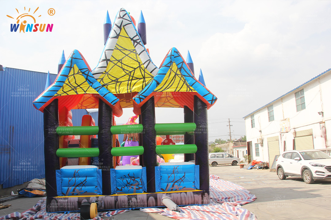 Large_Halloween_inflatable_attraction_by_WINSUN.jpg