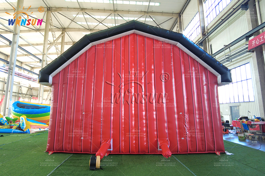 WINSUN_Brand_Custom_Inflatable_Barn_for_Farm-Themed_Festivals.jpg