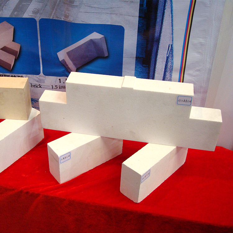 Andalusite refractory bricks in a steel furnace