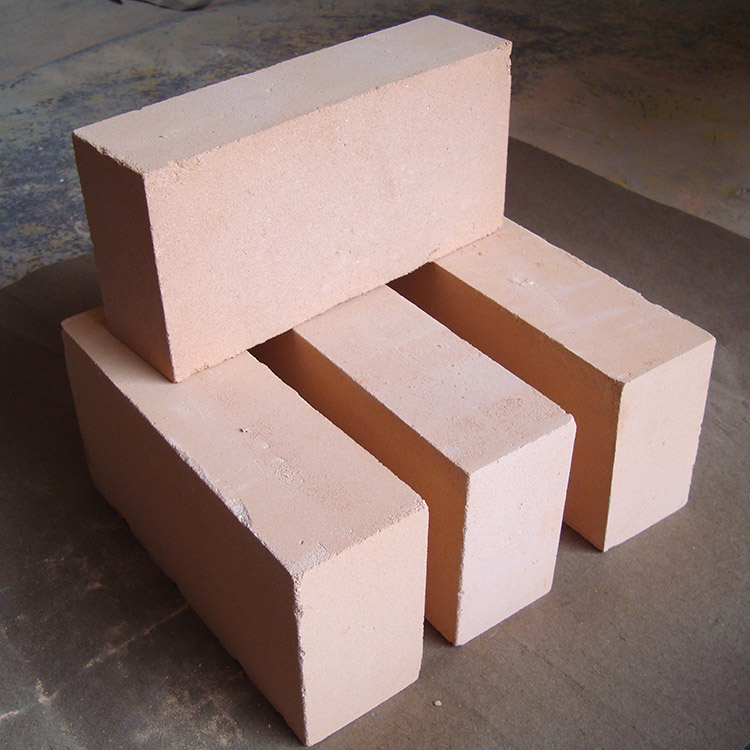 Close-up of properly installed insulation brick with visible expansion joint and sealed layer