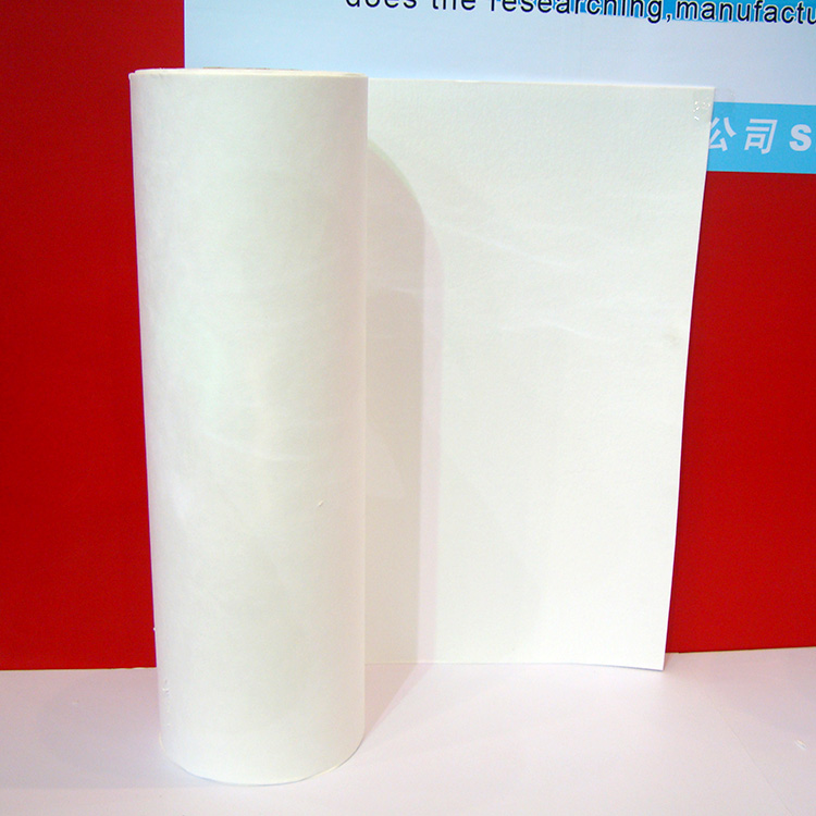 Microstructure of high alumina insulating bricks