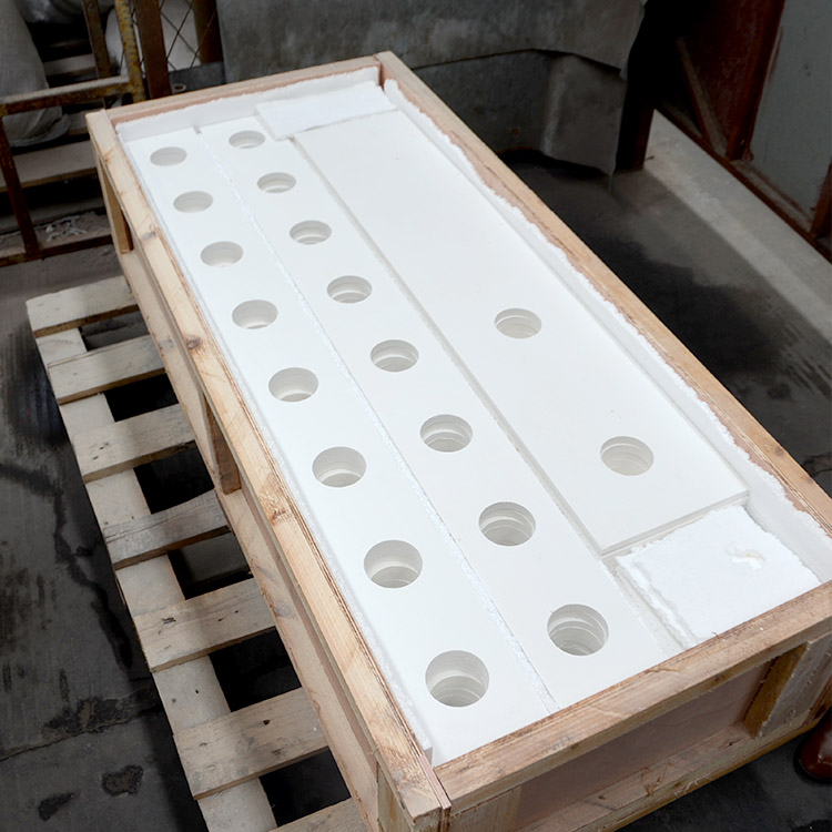 Comparison of crack-resistant modular kiln furniture installation in industrial furnace operation