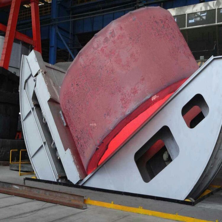 Operator maintaining the container lifting equipment