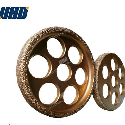 Brazed diamond grinding tools in operation