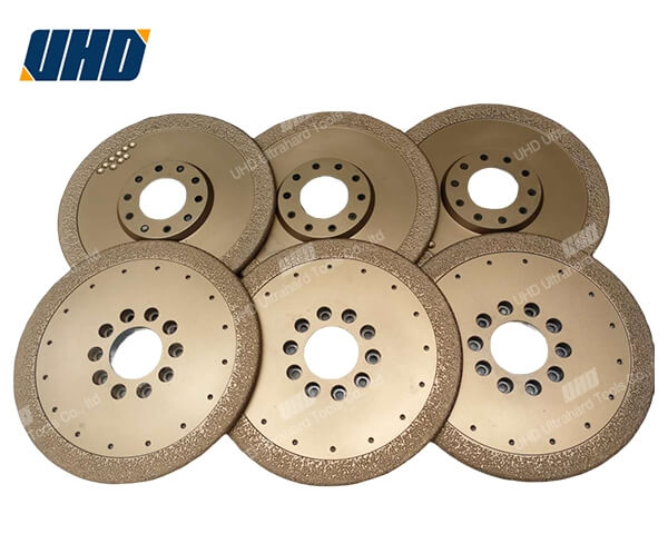 Different sizes of brazed diamond grinding disks