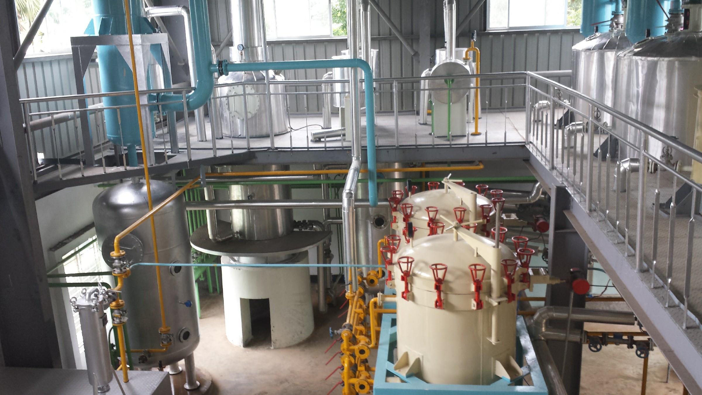 Automated rice bran oil packaging line ensuring high hygiene and sealing integrity