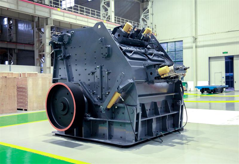 CI5X heavy - duty rotor high - efficiency impact crusher in operation