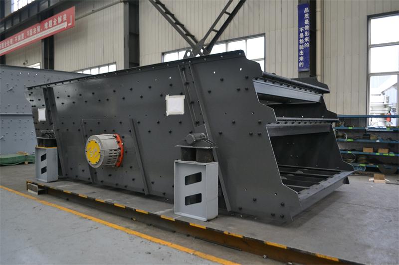 Intelligent lubrication and condition monitoring system of the crusher