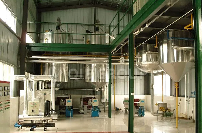 Semi-continuous refined oil production line