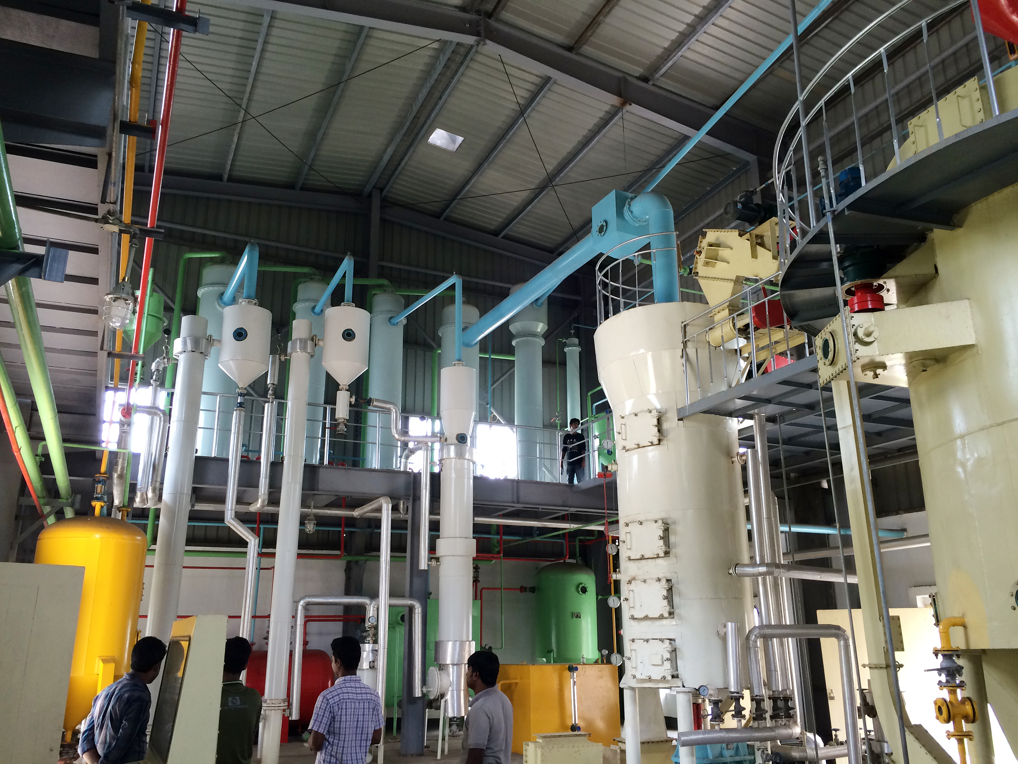 30吨萃取车间的混合油蒸发部分