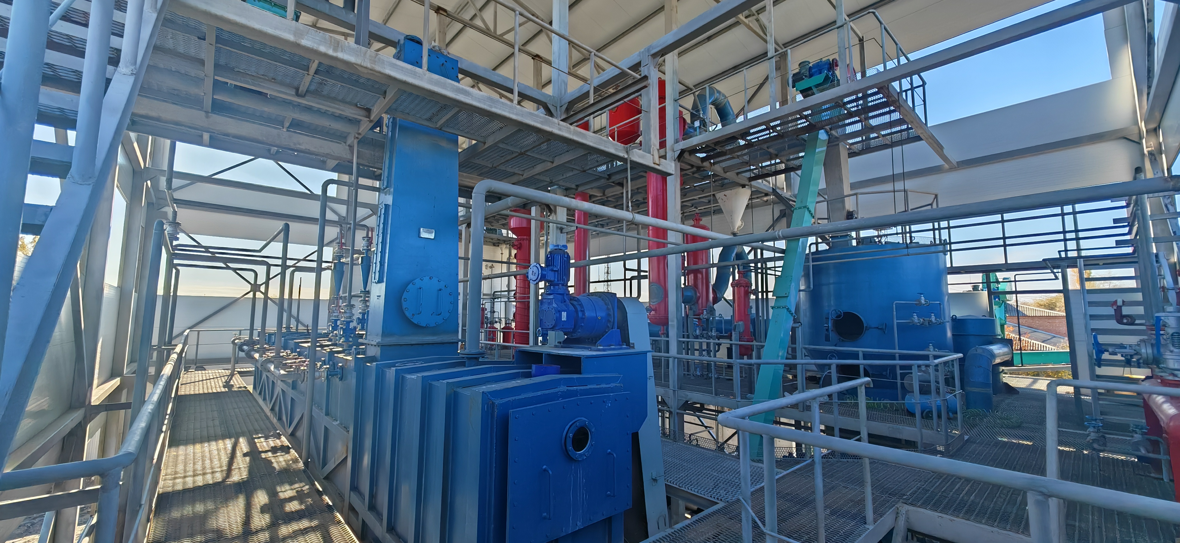 آلة استخلاص زيت دوار الشمس الأوتوماتيكية ٥٠ طنًا يوميًا بنسبة زيت متبقي ≤ ٠٫٥٪ - معدات تكرير عالية الكفاءة من مصنعين أتراك