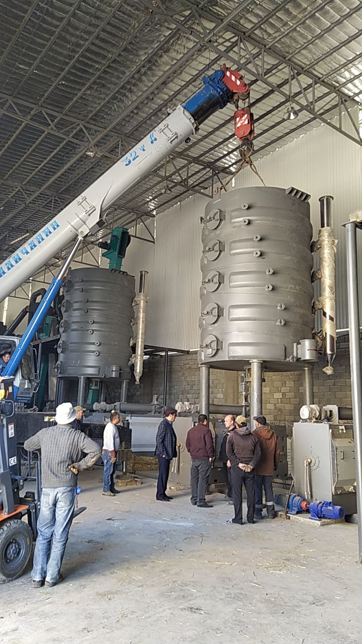 200 TPD cottonseed oil processing plant under installation for an edible oil production project