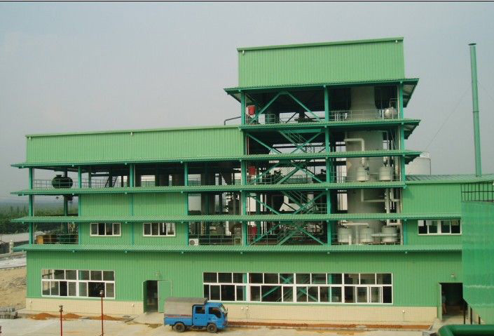 Continuous edible oil refining production line with degumming, neutralization, bleaching and deodorization equipment