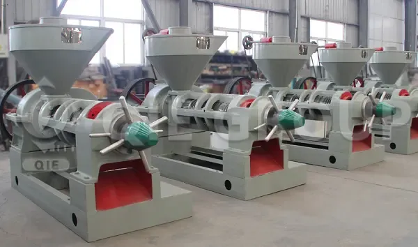 castor-solvent-extraction-process-1_(2).webp