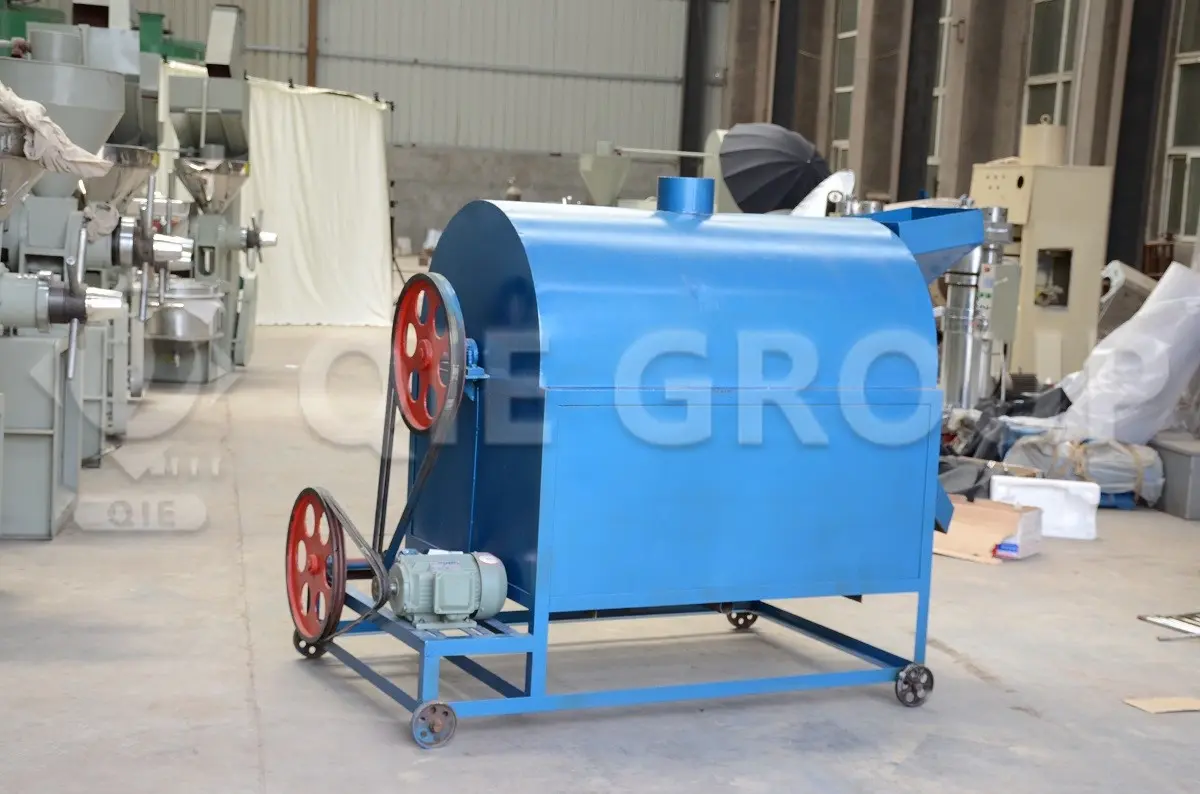 Sesame seed roaster for adjusting moisture and temperature