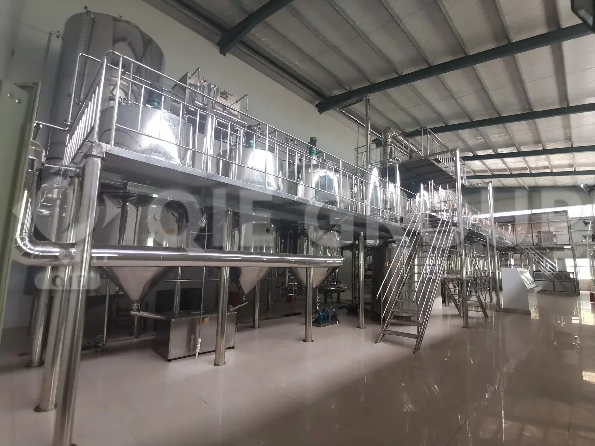 Fully automated peanut oil refining line ensuring stable output