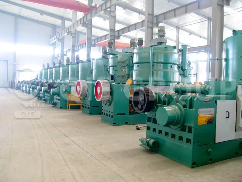 Equipo de prensado de manteca de karité, adecuado para prensar nueces de karité.