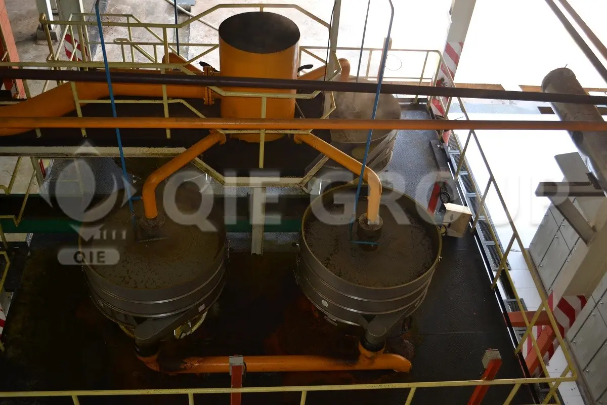 Palm oil clarification system equipment on site, used to remove impurities and moisture.