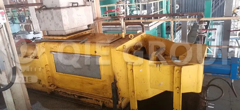 棕榈油螺旋螺杆压榨机，用于从消化后的棕榈果肉中提取粗棕榈油