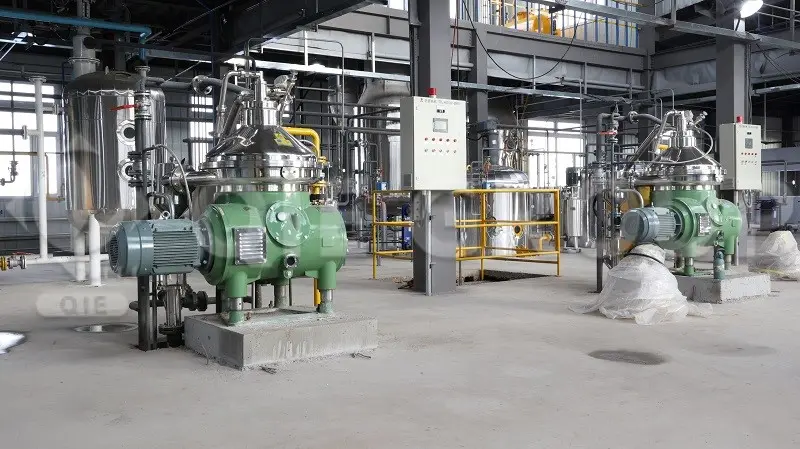 食用油离心机，用于在油加工过程中将油与固体分离