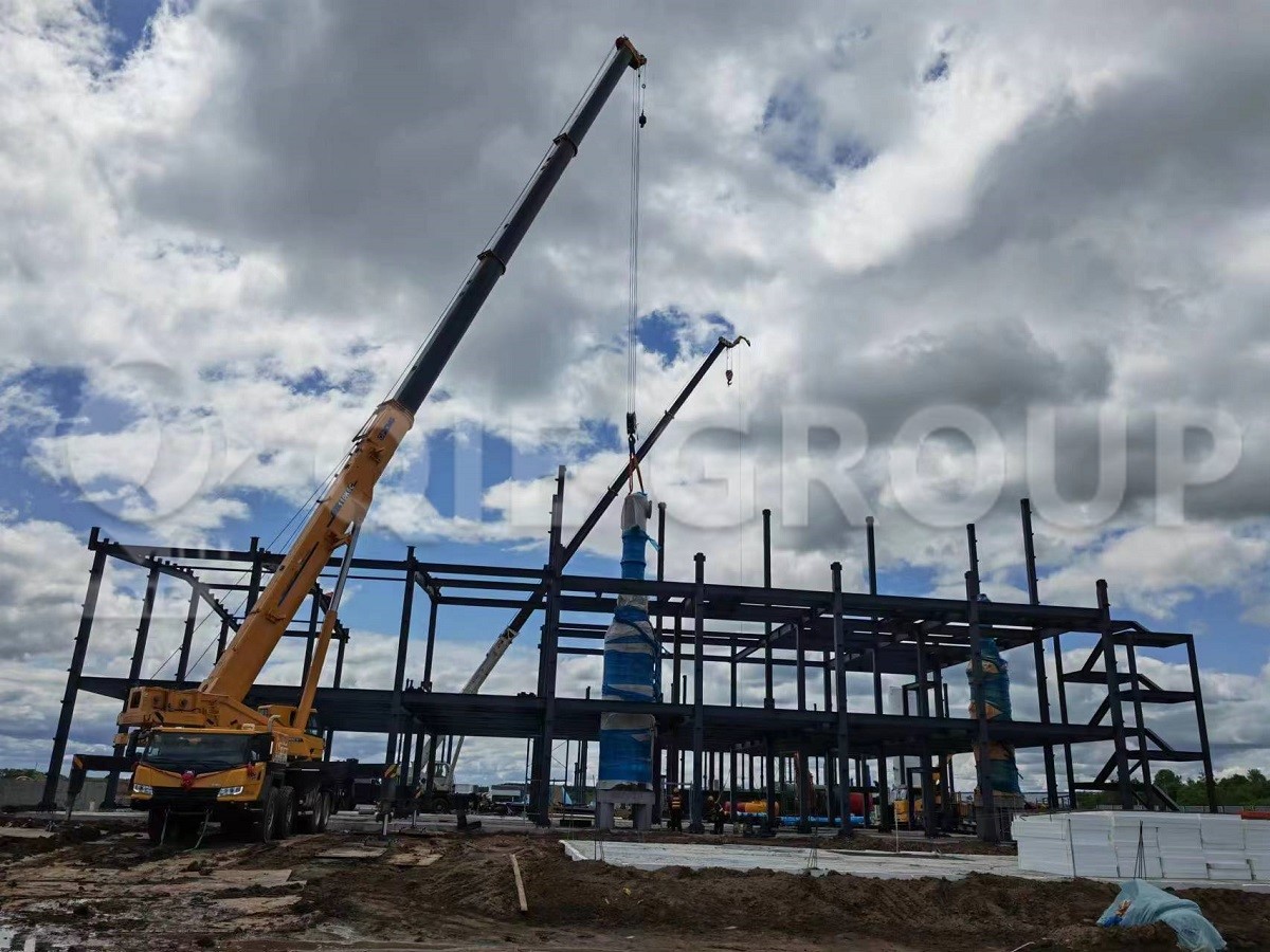 Монтаж оборудования для рафинирования подсолнечного и соевого масла производительностью 500 тонн в сутки.