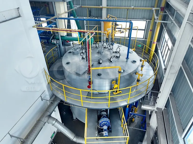 Rice bran oil rotary extractor for solvent extraction
