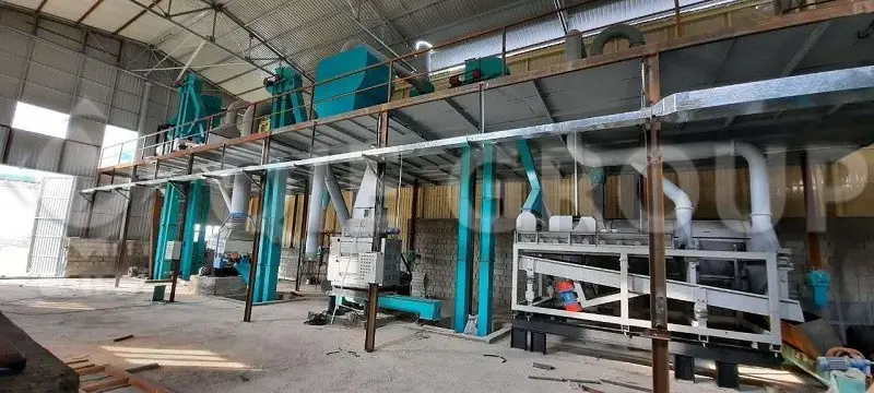 配备清理与调质设备的油料预处理车间