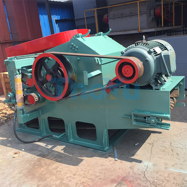 Zhengzhou Tuoyu's wood crusher in operation