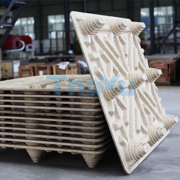 Single-mould-pressed-wood-pallet-machine-5.jpg