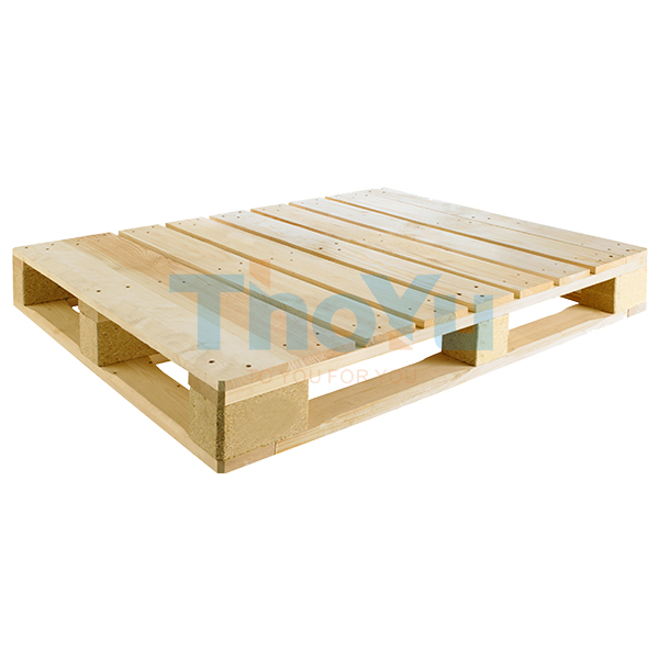 轻量化生物基托盘对比传统木托盘的技术参数展示图