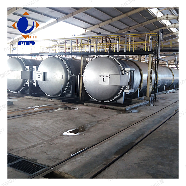 Infographic depicting maintenance stages and global technical support for sunflower oil extractor