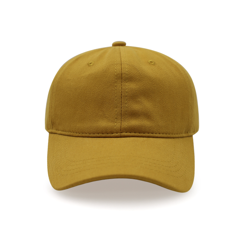 Metal buckle adjustment detail on the men's custom cotton baseball cap highlighting fine craftsmanship