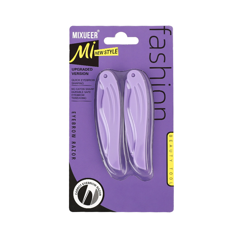 Detail of the double - ended design of the eyebrow razor