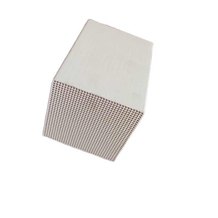 高纯度白刚玉熔炼炉衬使用寿命提升案例图解