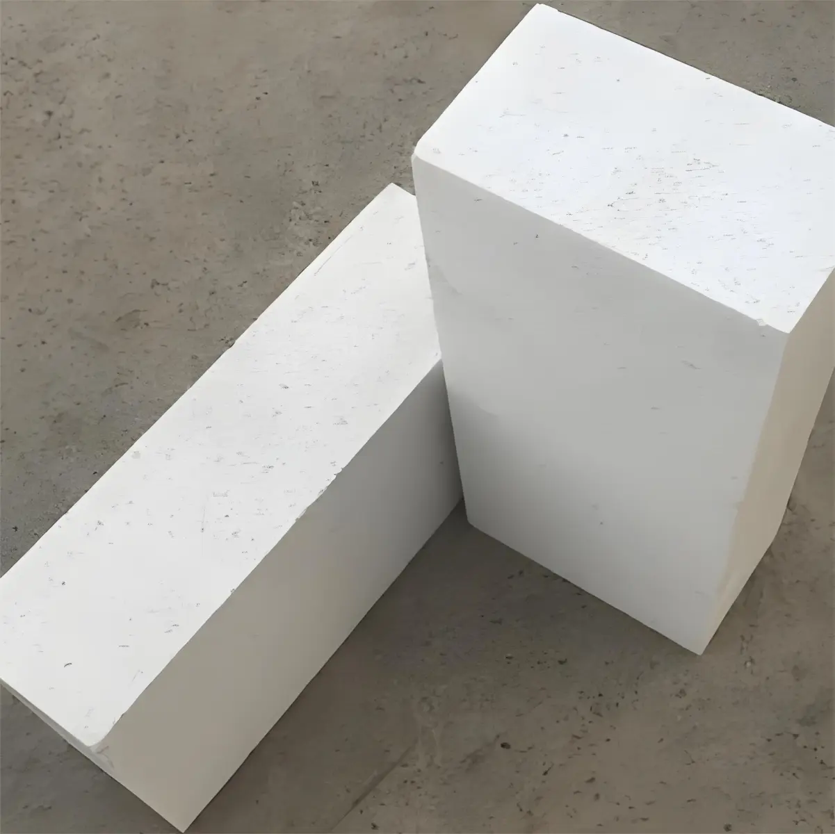 Corundum Mullite Lightweight Refractory Brick-4