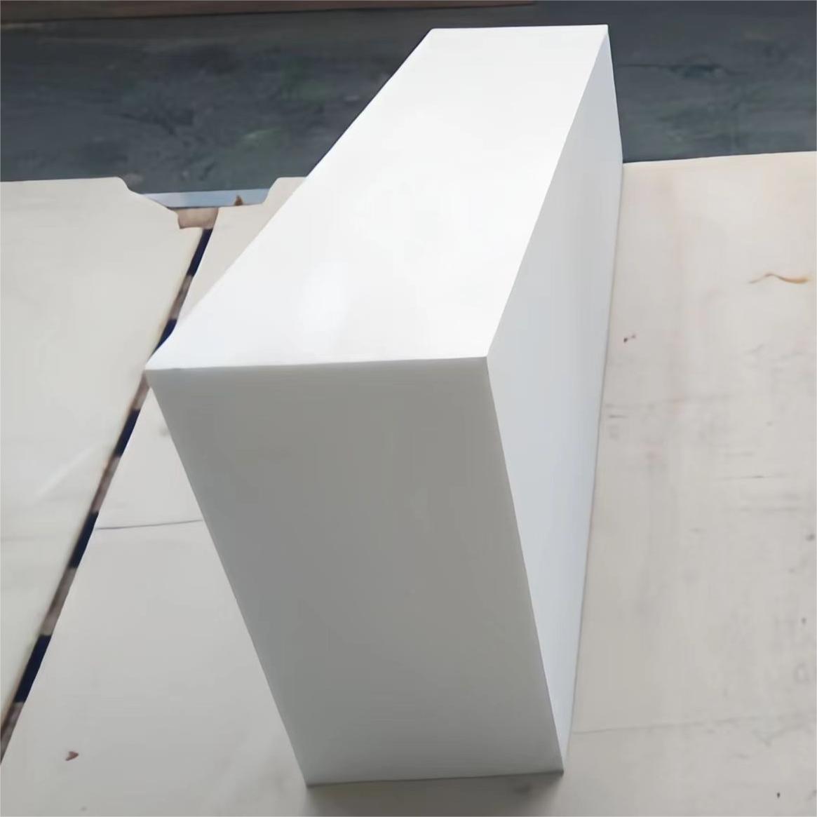 抗热震烧结锆刚玉砖在电弧炉关键部位的选型与砌筑布局示意